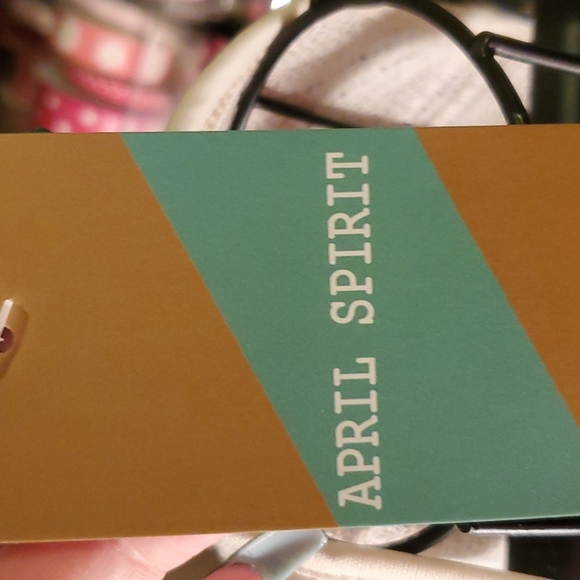 🔵Ivory Lace Tank - Picture 5 of 5